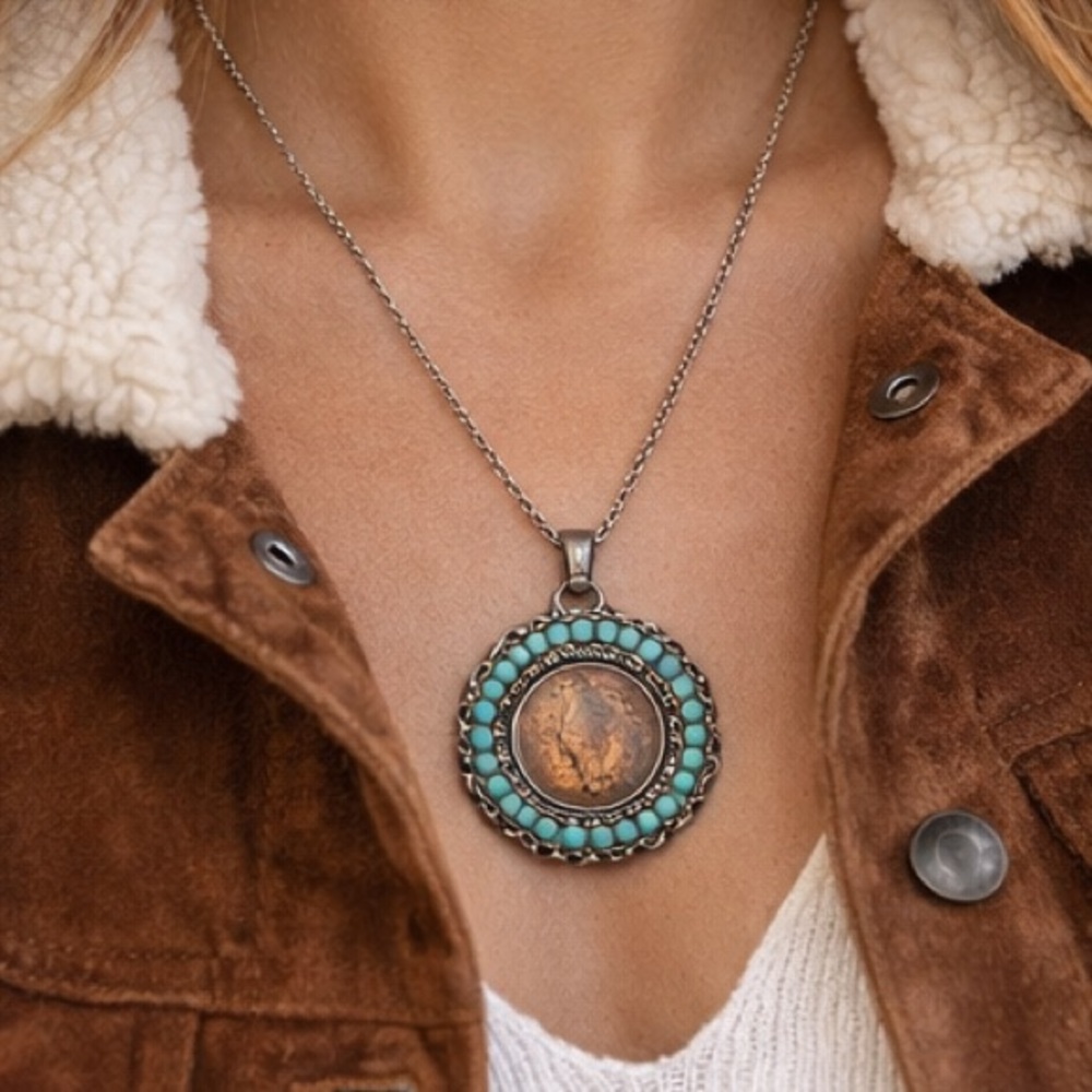 American Coin Treasures 1901 Indian Head Penny Necklace Turquoise Bead Pendant - Picture 2 of 4